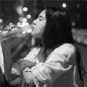 微信头像女生黑白伤感，