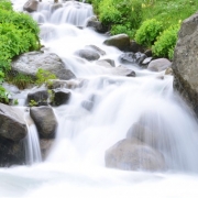 微信头像瀑布流水，流水瀑布图片