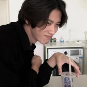 网图男头真人，超帅的真人男生头像